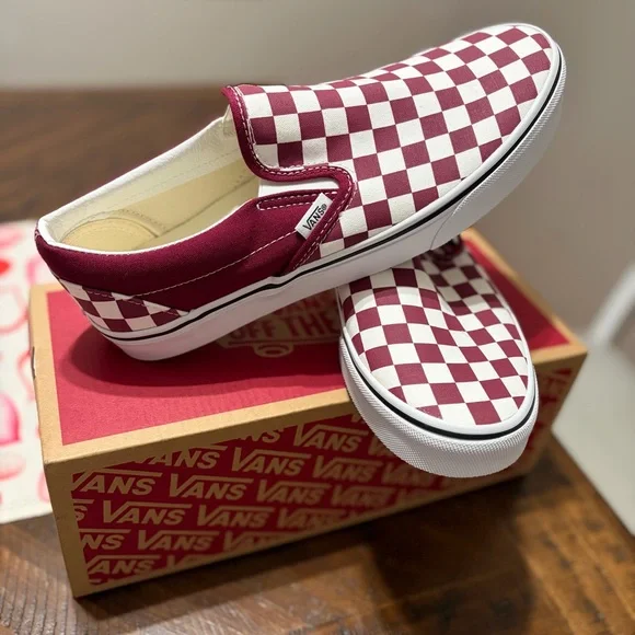 Vans men’s Burgundy and White Checkerboard Slip-On Sneakers - Picture 2 of 2